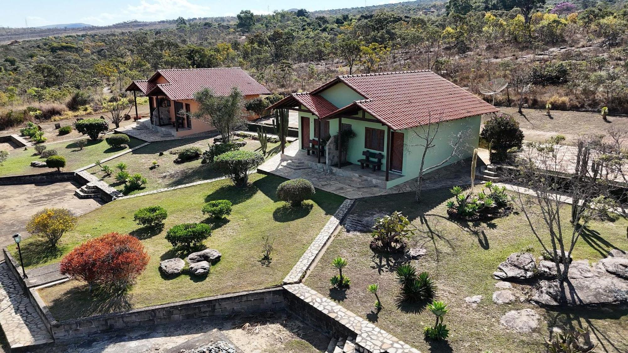 Hotel Pousada Alem Das Formas Carrancas Exterior foto